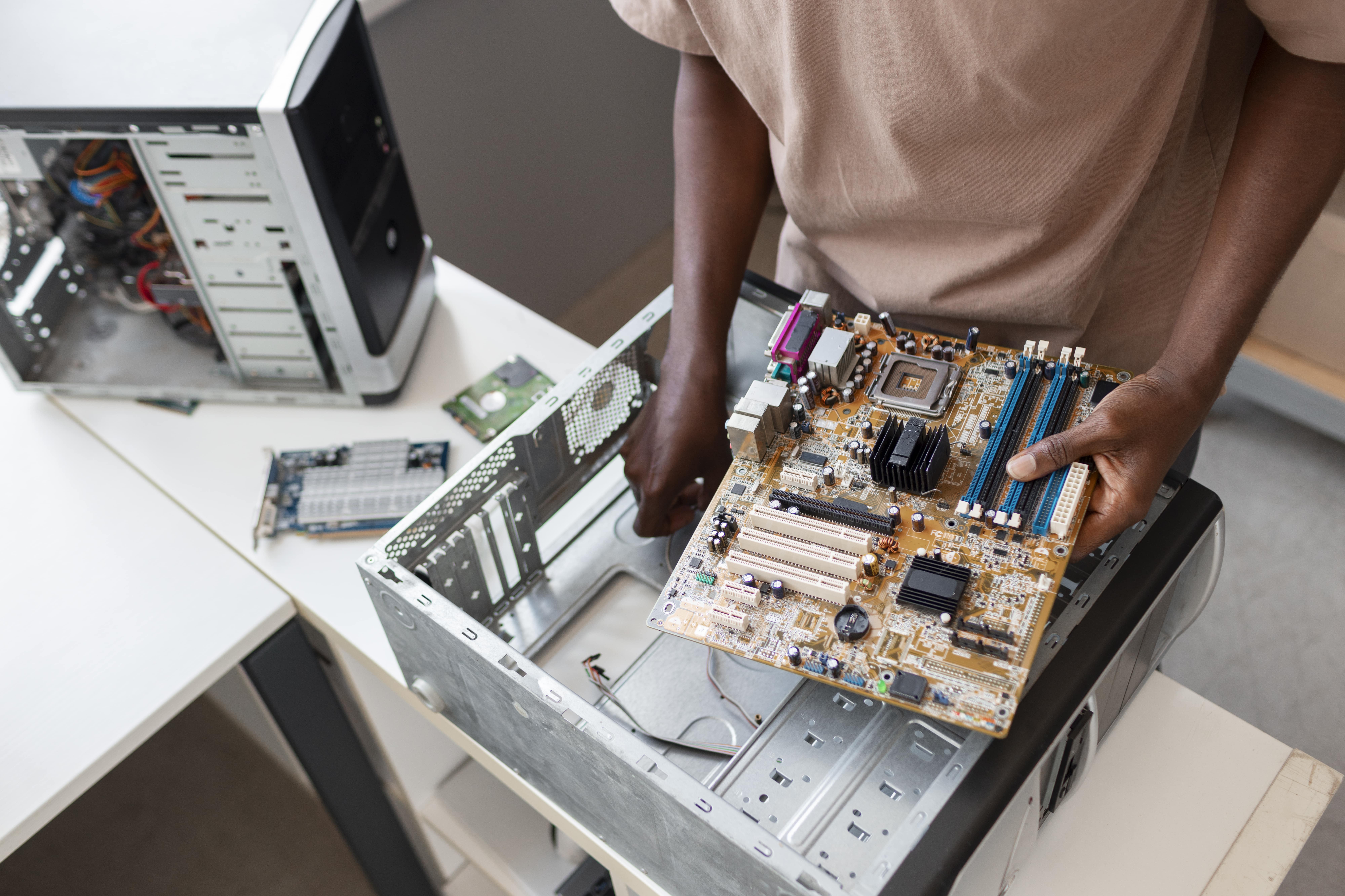 Data recovery and virus removal services for computers